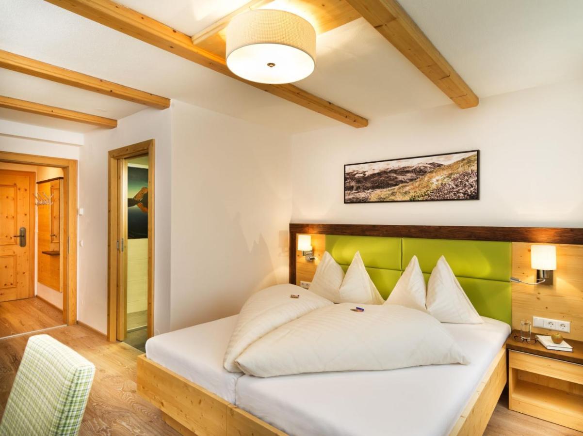 Apartments & Garni Alpenrose Obertauern Exterior photo